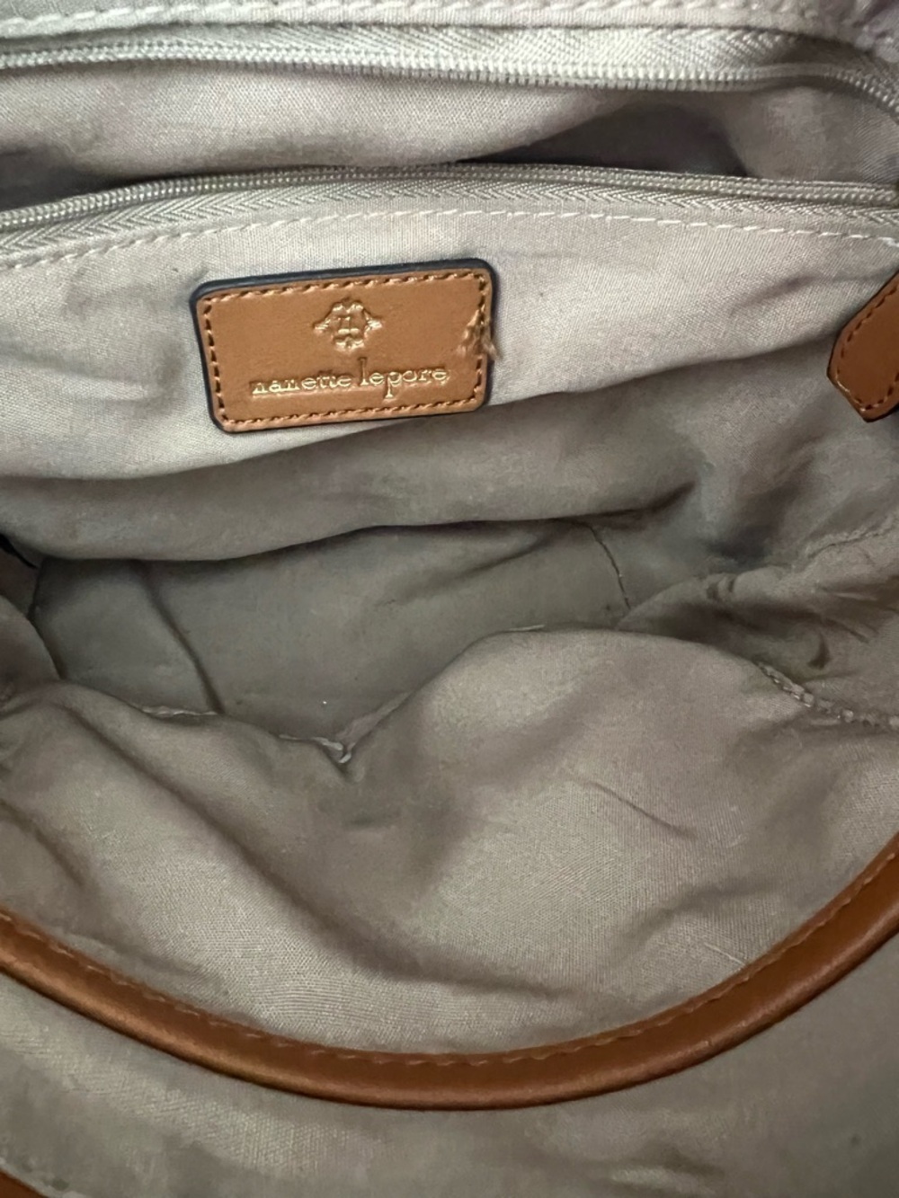 Nanette Lepore Beige Straw Bucket Bag with Gold Chain - Picture 9 of 9